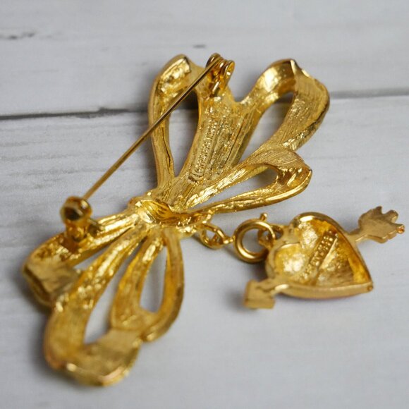 Phister Ent 1996 Ribbon Red Enamel Dangle Heart Brooch Valentine's Day Gold Tone - Picture 4 of 7